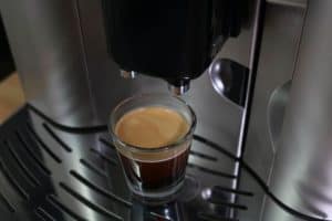 delonghi-esam-3500-espresso-fertig