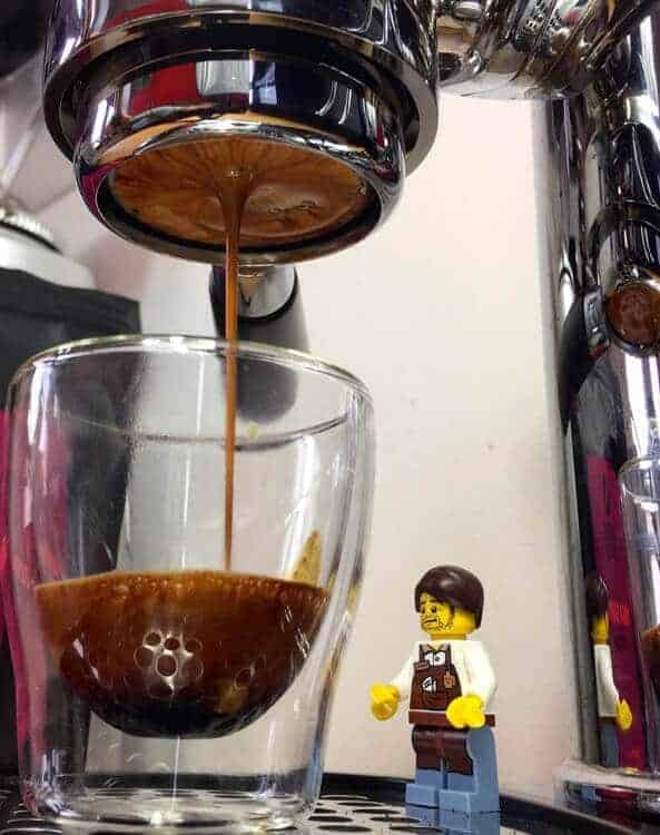 Wie viel Koffein ist im Kaffee, Espresso und anderen Getränken?