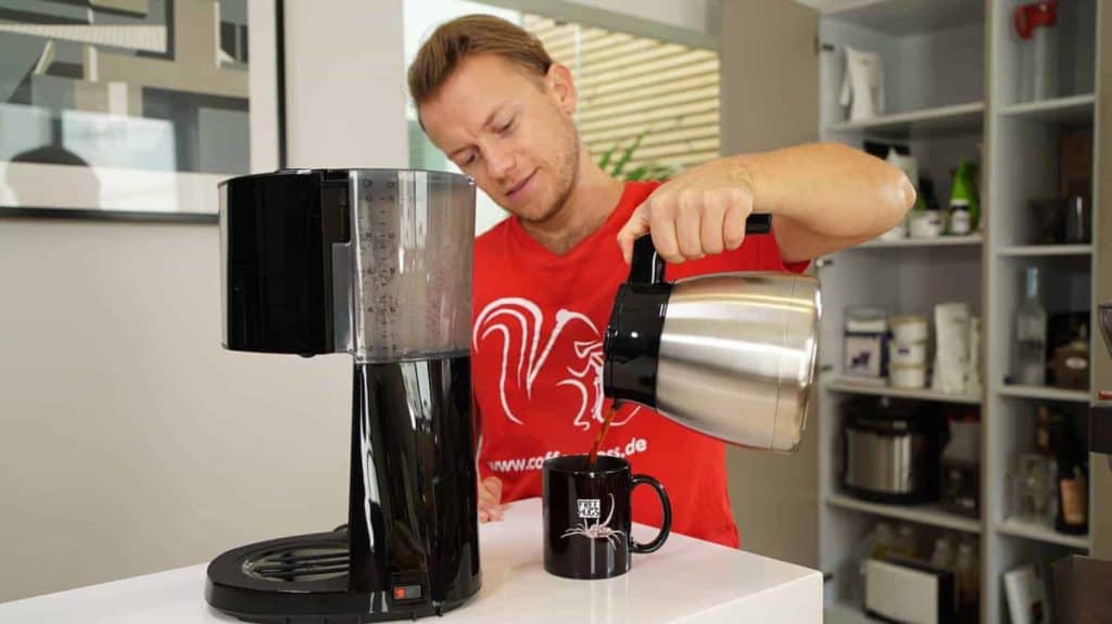 Melitta Filterkaffeemaschine Einschenken