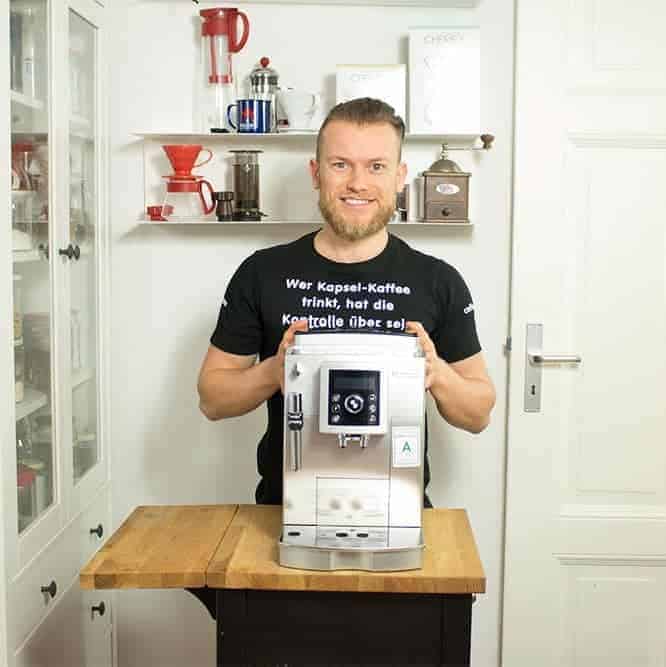 Kaffeevollautomat mit Display