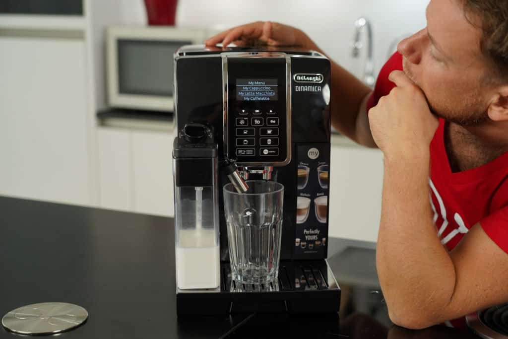 The De'Longhi Dinamica ECAM35020W – Whole Latte Love