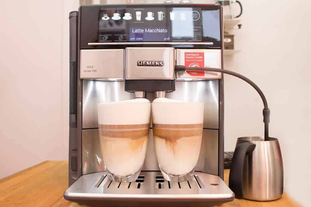Latte macchiato EQ 6