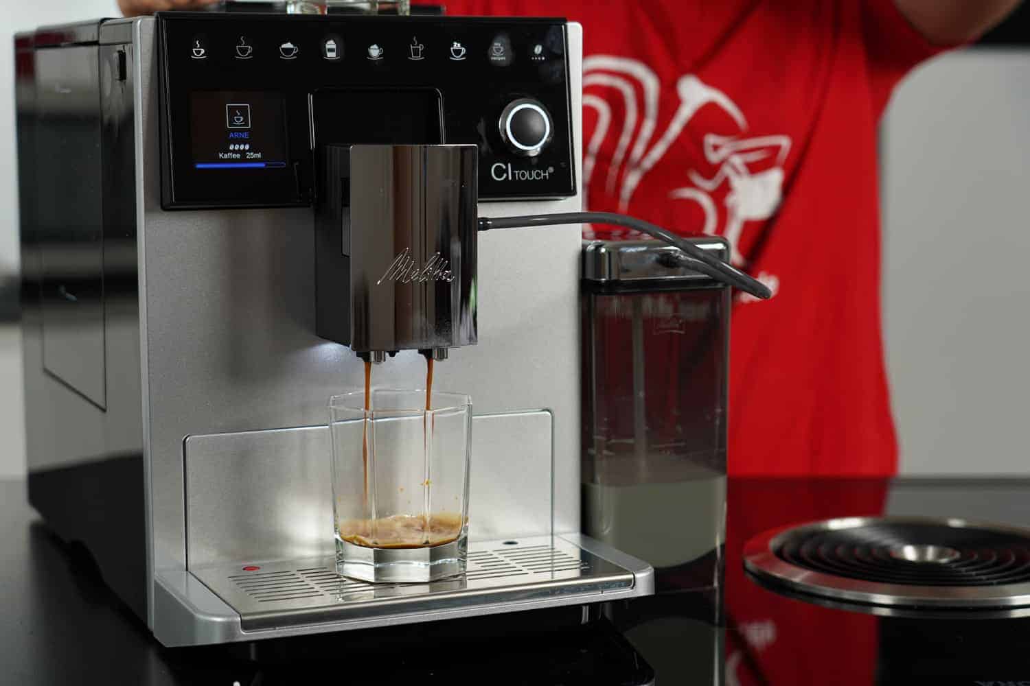 Melitta Caffeo CI Touch Test 2024: Mehr Kaffeevollautomat für weniger