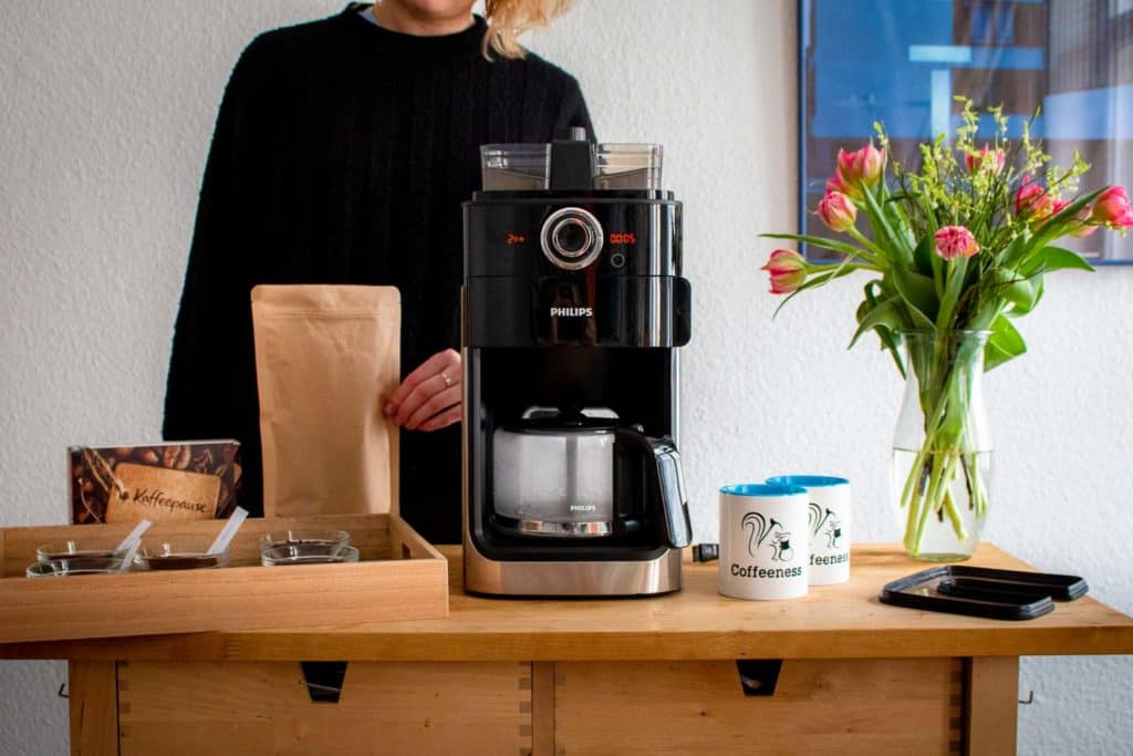 Philips Grind und Brew HD7769/00 Kaffeemaschine mit Mahlwerk