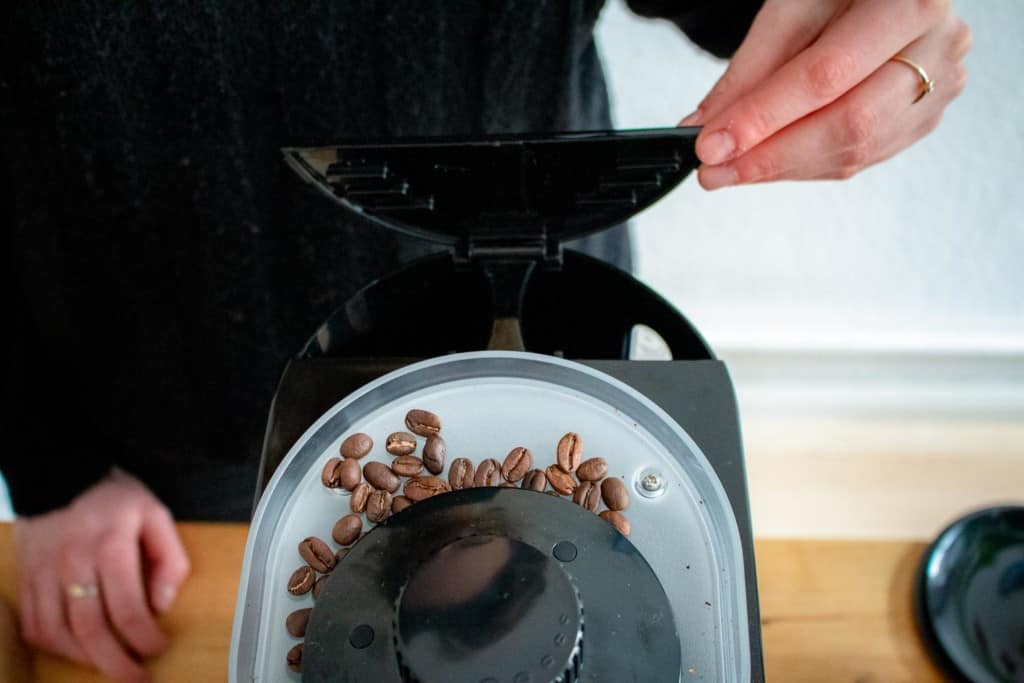 Severin Kaffeeautomat mit Mahlwerk Bohnenfach