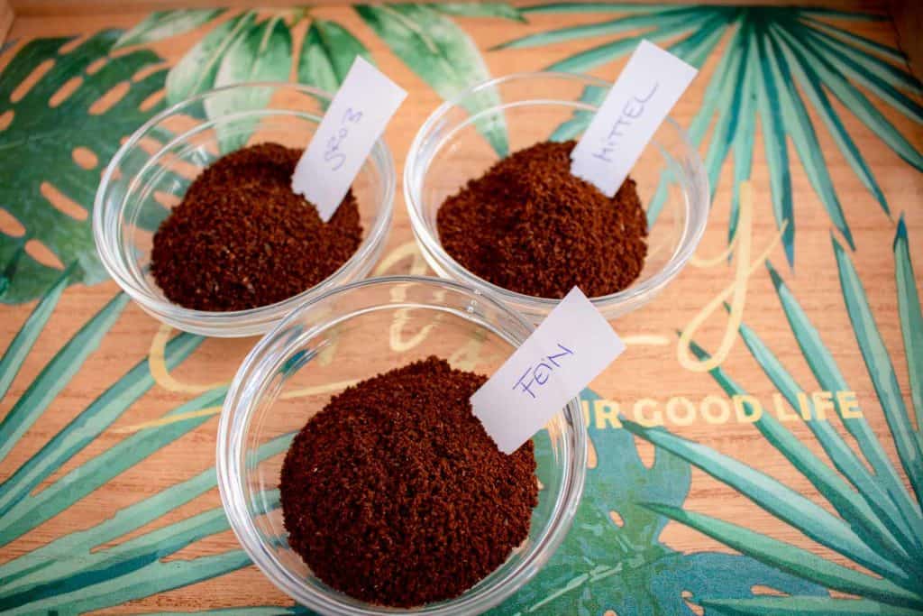 Melitta AromaFresh Kaffeemaschine mit Mahlwerk Kaffeemehl grob, mittel und fein