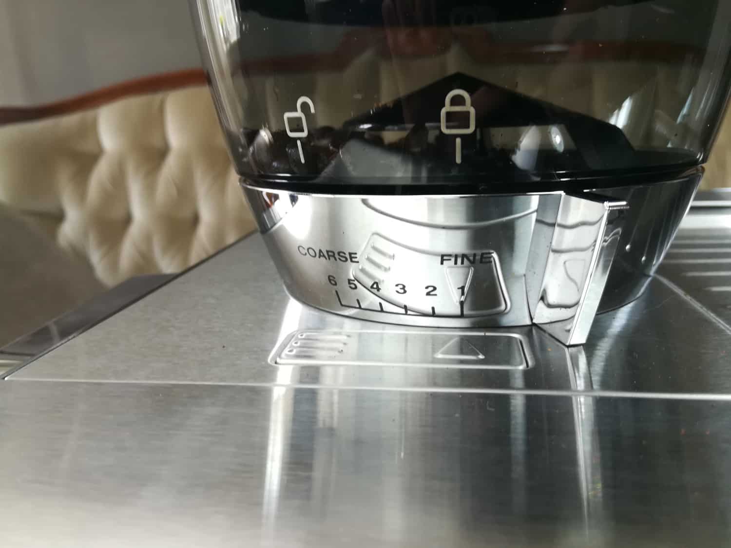 Cafetera expreso DeLonghi La Specialista: ajustar el grado de molienda