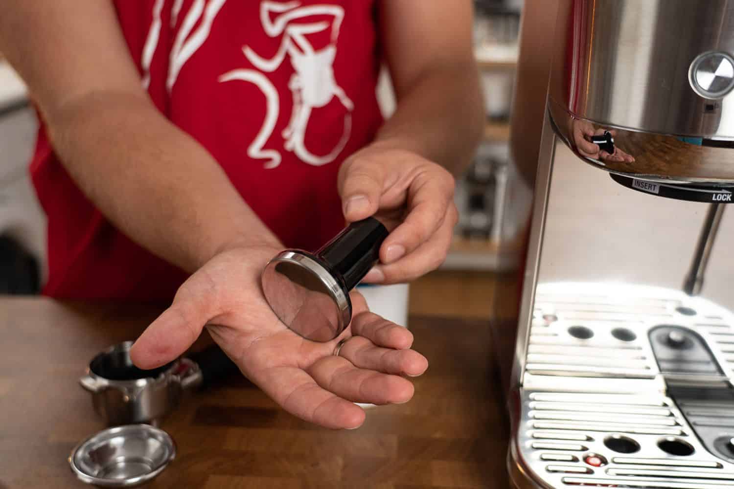 Test Sage Bambino Plus 2025 Expresso La Taille De Chihuahua Test Sage Bambino Plus 2025 Expresso La Taille De Chihuahua