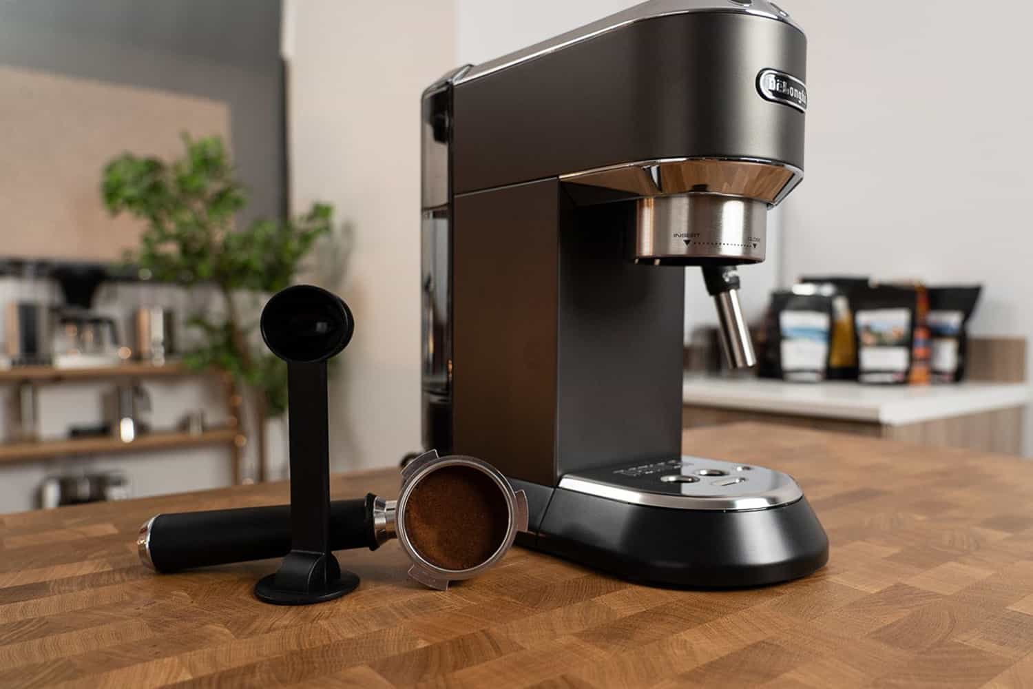 Allergi nationalsang videnskabelig DeLonghi Dedica Review 2023