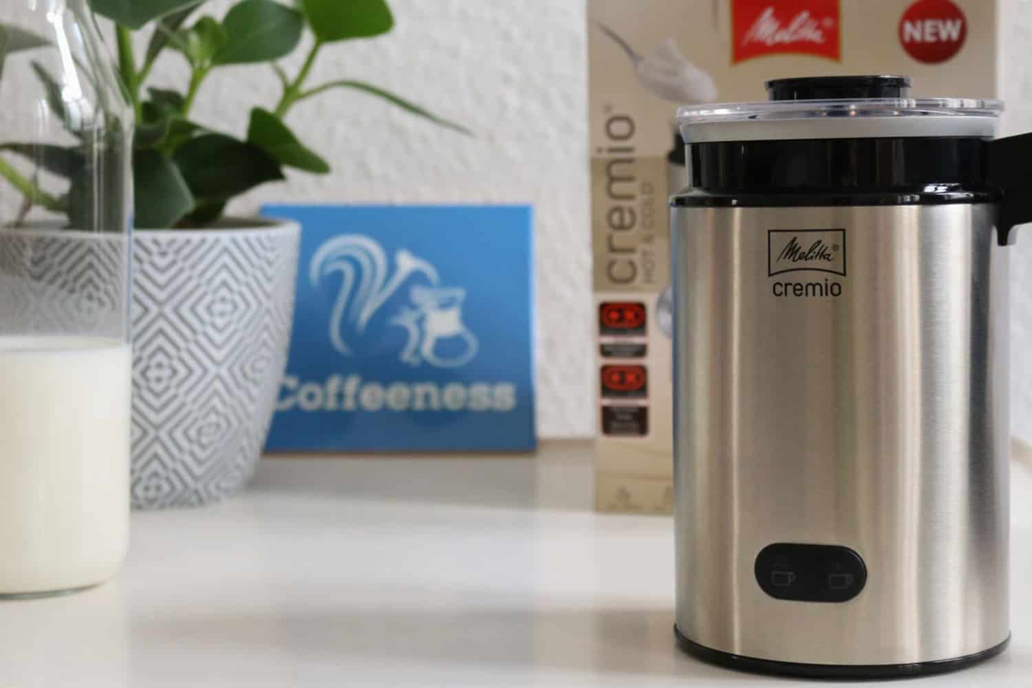 ESPUMADOR Y CALENTADOR DE LECHE MILK FROTHER PRO GRIS CREATE IKOHS - Mi  Casa PRO