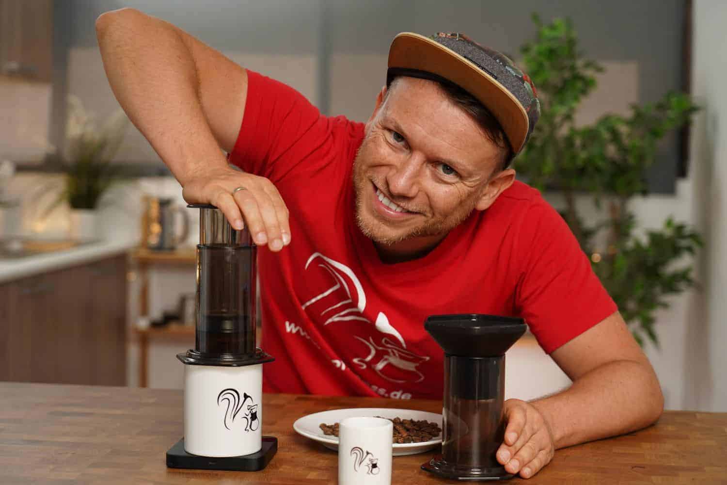 How To Make AeroPress Coffee: A Simple 8 Step Guide