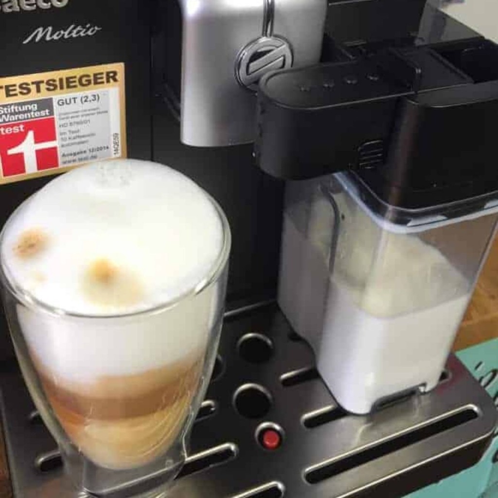 Saeco Moltio Kaffeevollautomat Latte Bezug
