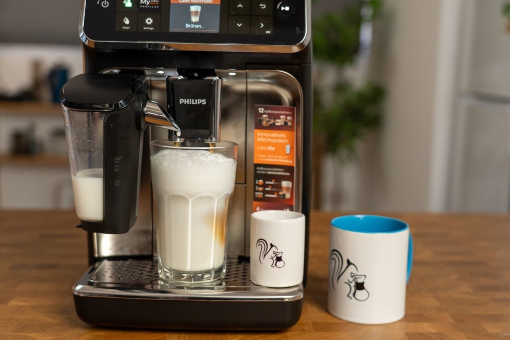 Philips 5400 Lattego review: Automatic expresso coffee machine 