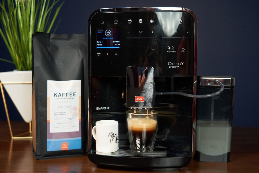 Melitta Caffeo Barista Kaffeevollautomat schwarzer Kaffee fertig
