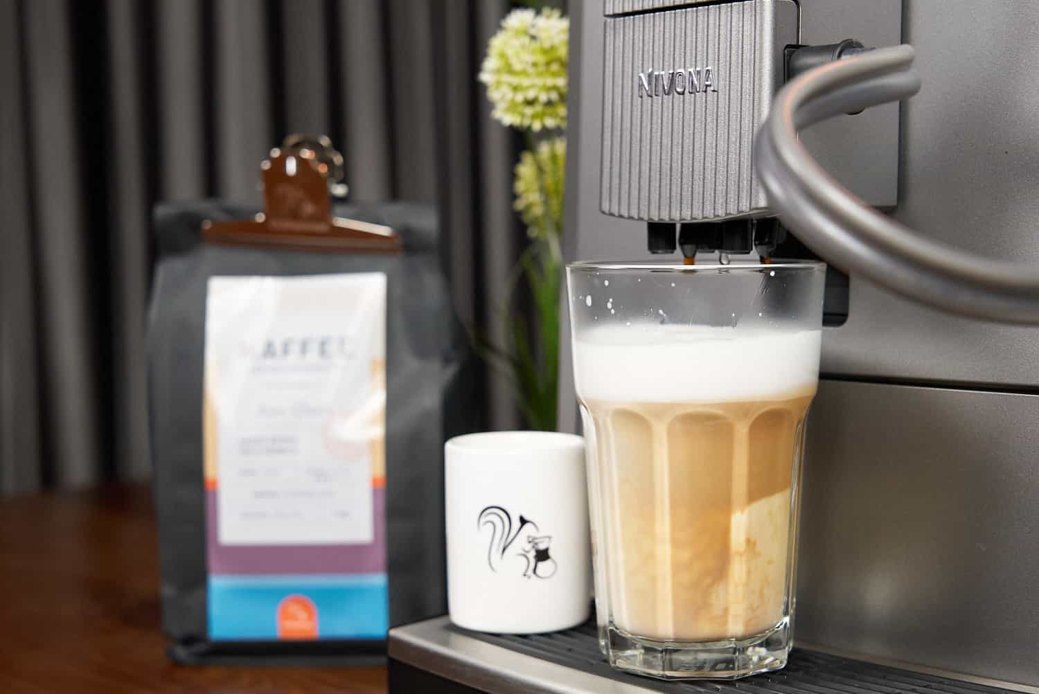 Nivona Kaffeevollautomat NICR 1040 – Plein Elektro-Großhandel GmbH & Co. KG