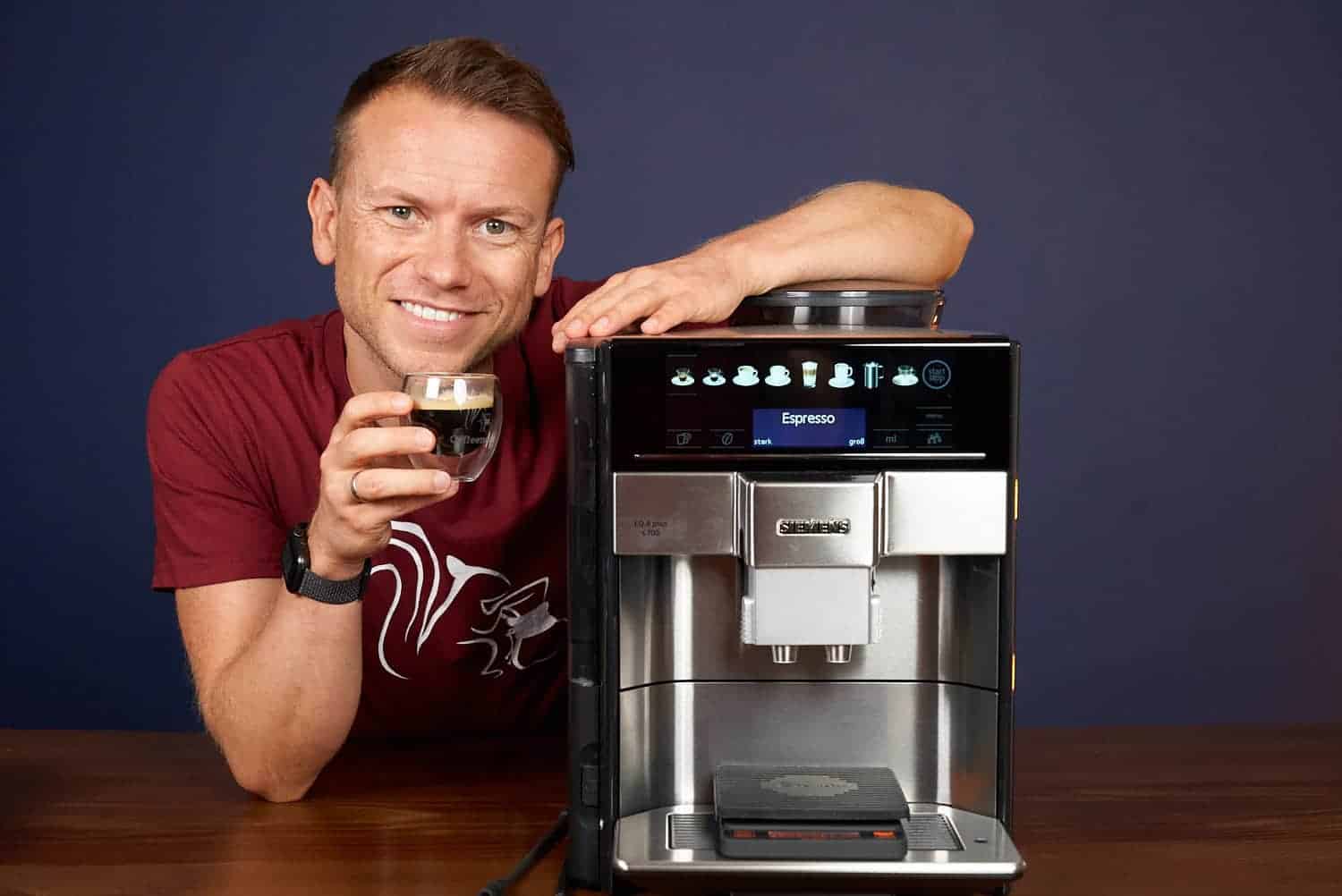 Siemens EQ.6 Test 2024: Kaffeevollautomat mit Klassiker-Status