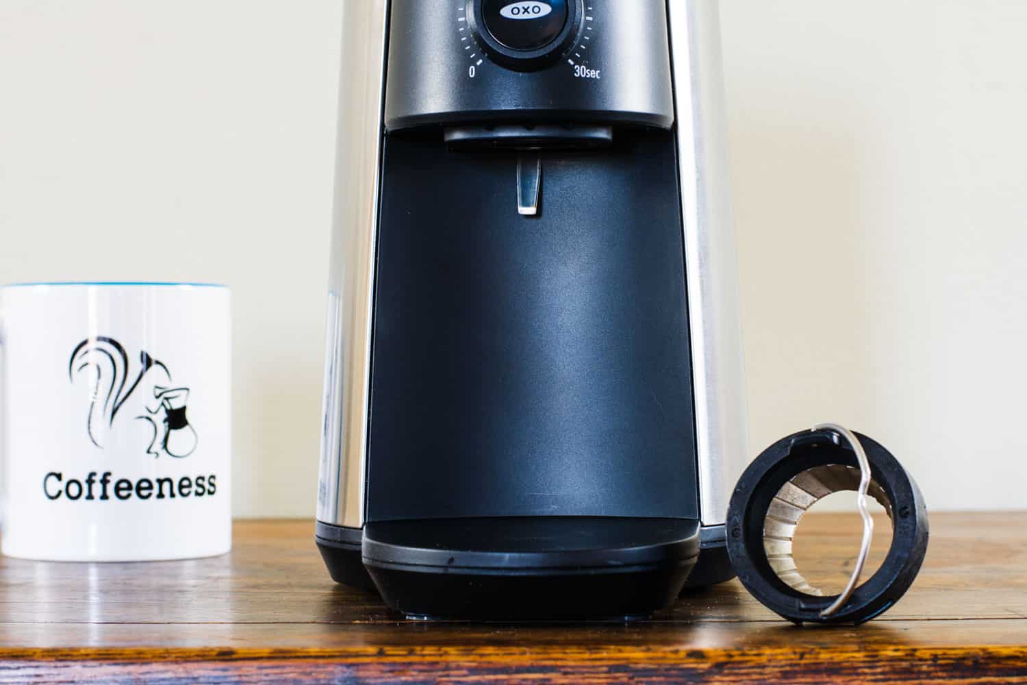 Oxo Conical Burr Coffee Grinder review: Oxo's latest coffee grinder loses  the scale to slash its price - CNET