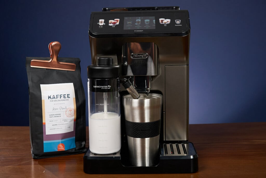 De'Longhi Eletta Explore Fully Automatic Espresso Machine with Cold Brew