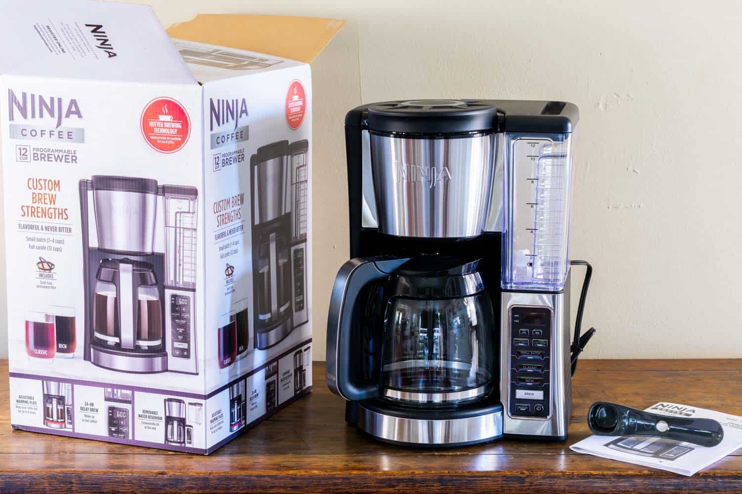 Ninja CE251 12 Cup Programmable Coffee Maker BlackStainless Steel