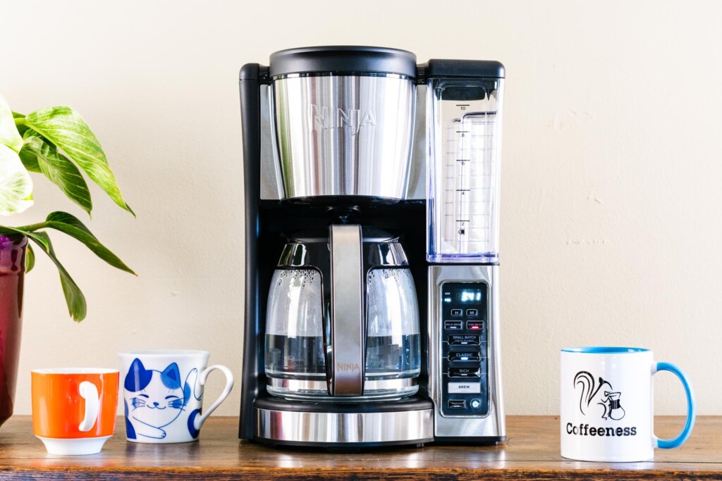 Ninja 12 Cup Coffee Maker Front View.