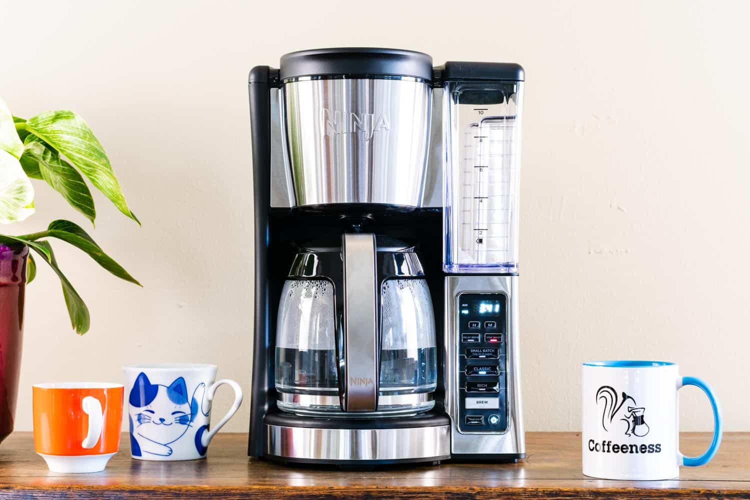 Cuisinart Grind and Brew Plus review: Carafe and pods together