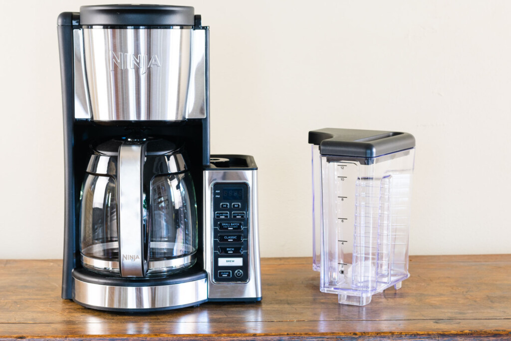 Ninja 12 Cup Coffee Maker Review Features.