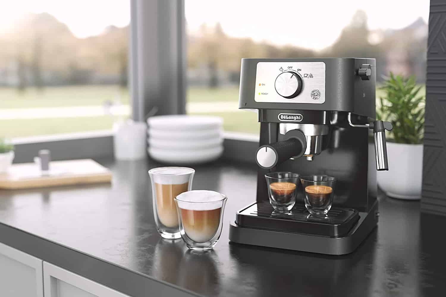 DeLonghi Stilosa Review 2022 A Compact Beginner Machine!