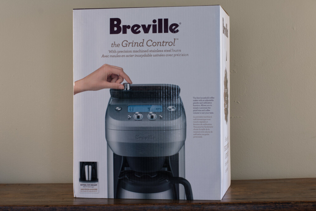 Unboxing the Breville Grind Control.
