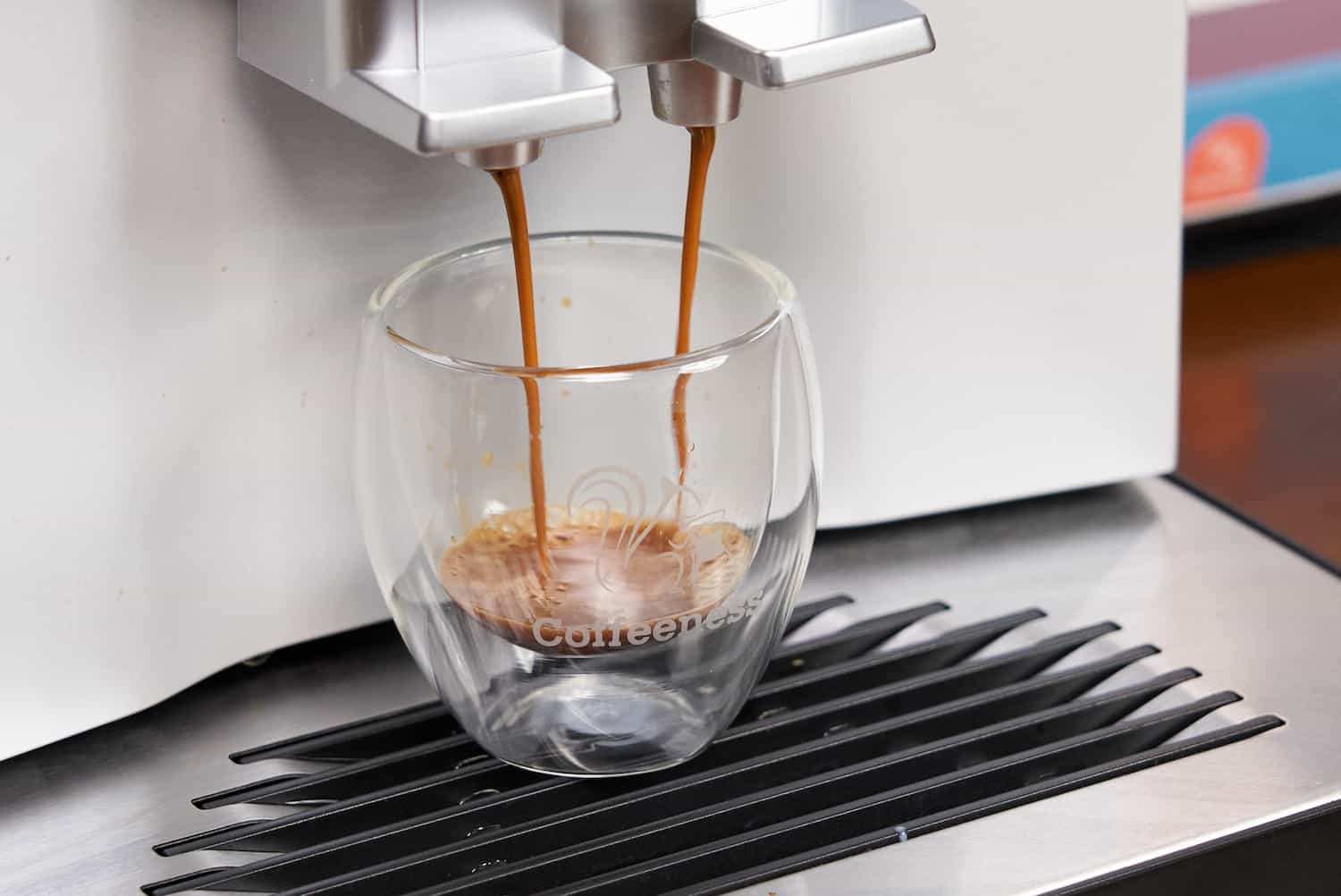 Siemens EQ.300 Kaffeevollautomat Test 2024: Ein neuer