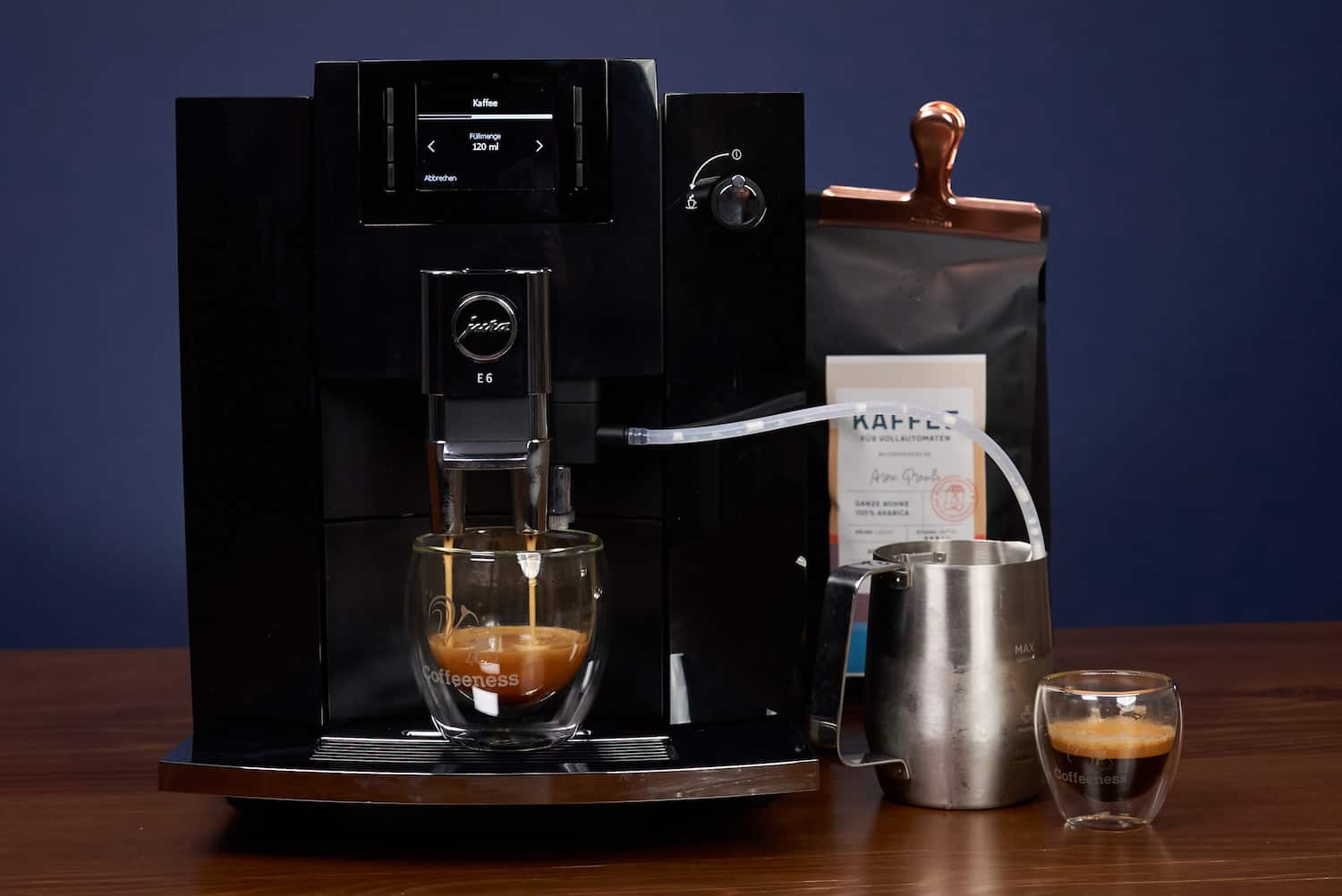 Jura E4 Test 2024: Espresso Kaffeevollautomat für