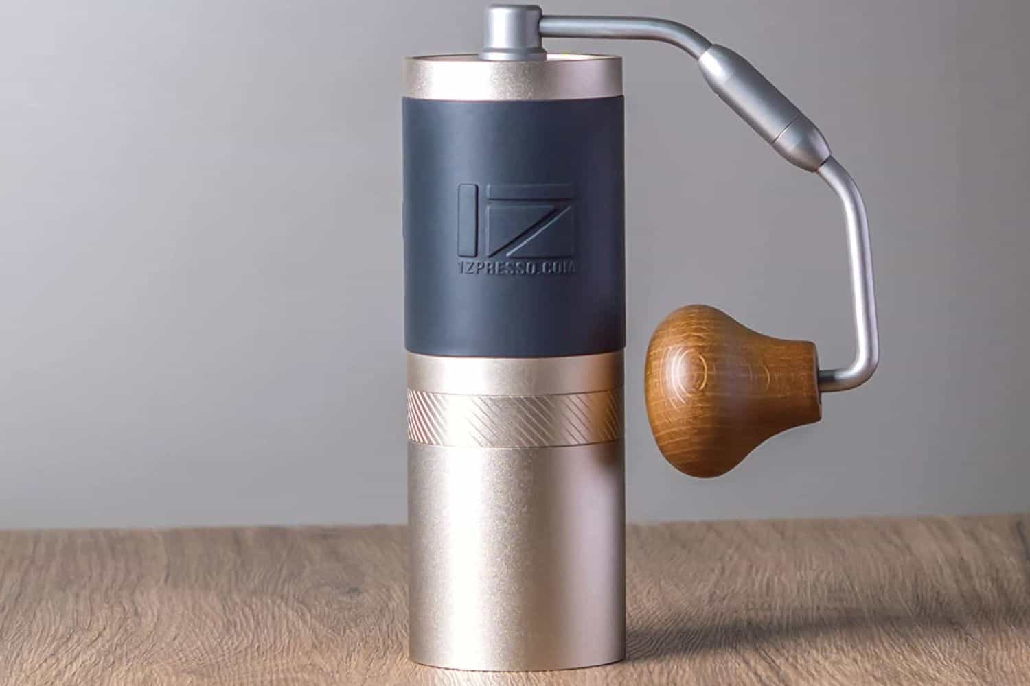 The 7 Best Manual Coffee Grinders of 2023