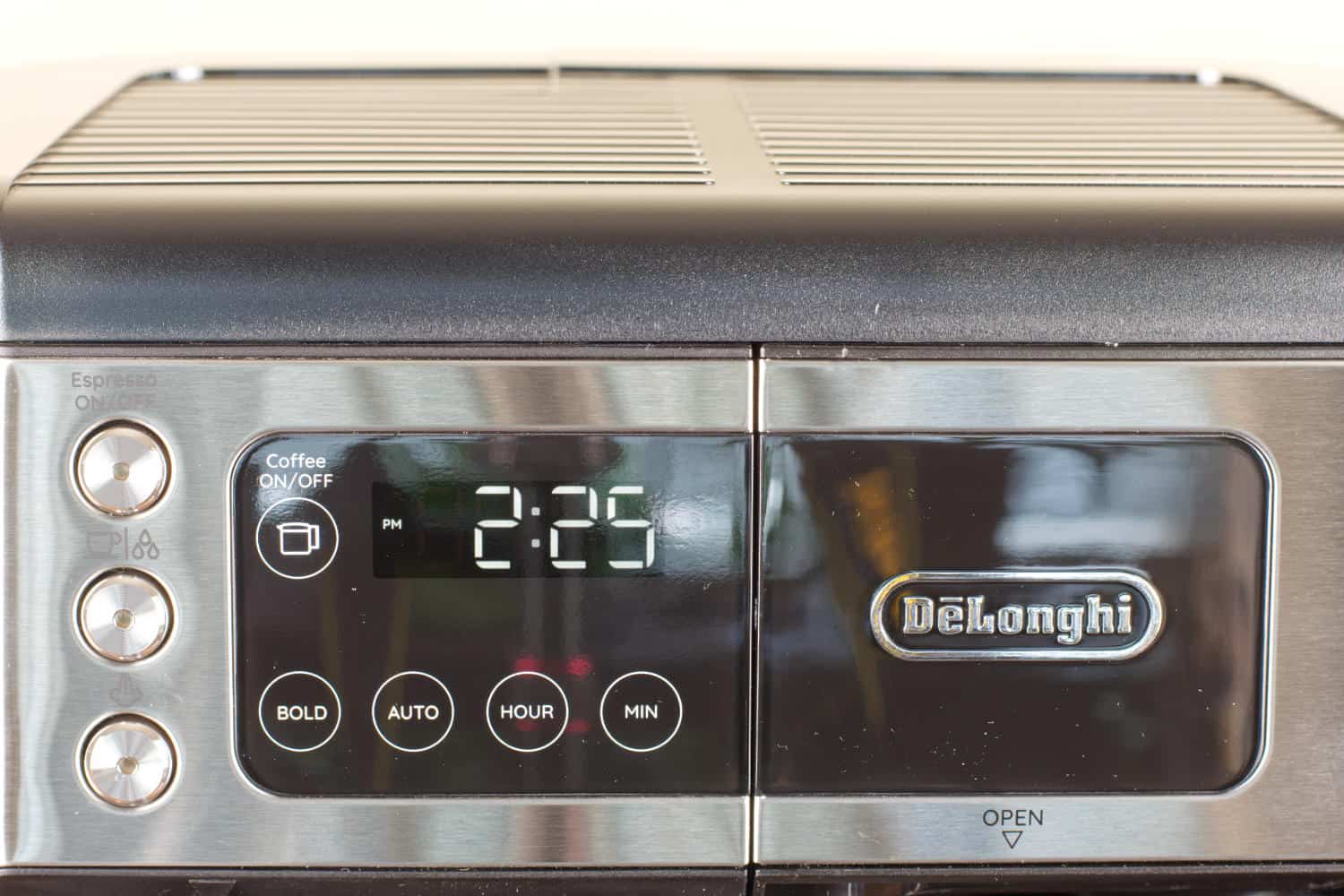 DeLonghi All in One Review 2024: Have Your Cake and Eat It!