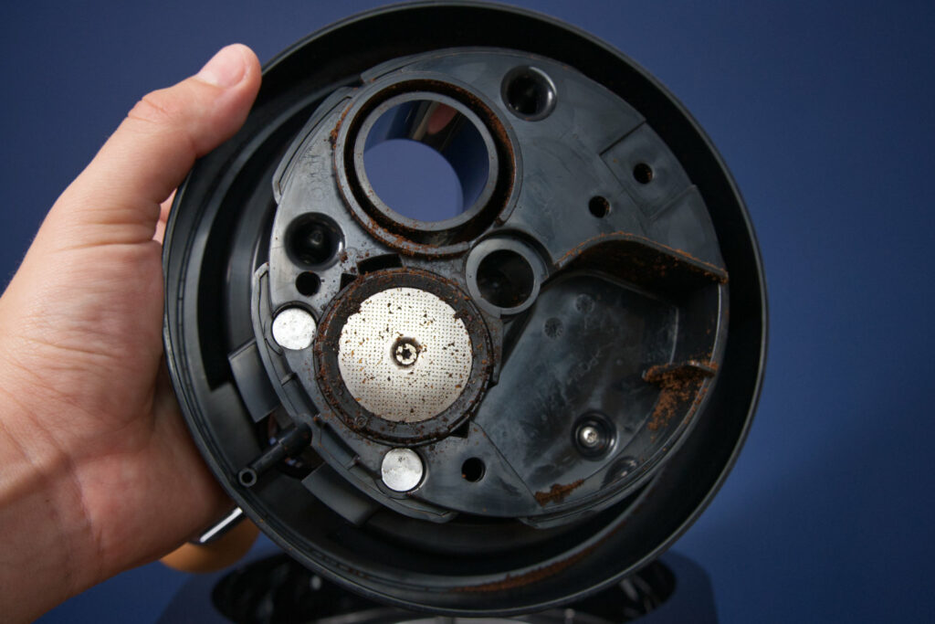 Jura Ono Deckel zum Reinigen abgenommen