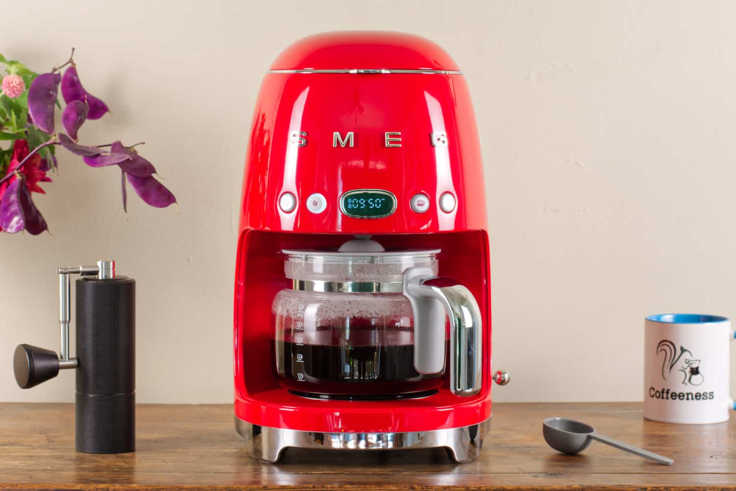 SMEG Retro Coffee Maker Review 2024: A Blast From the Past!