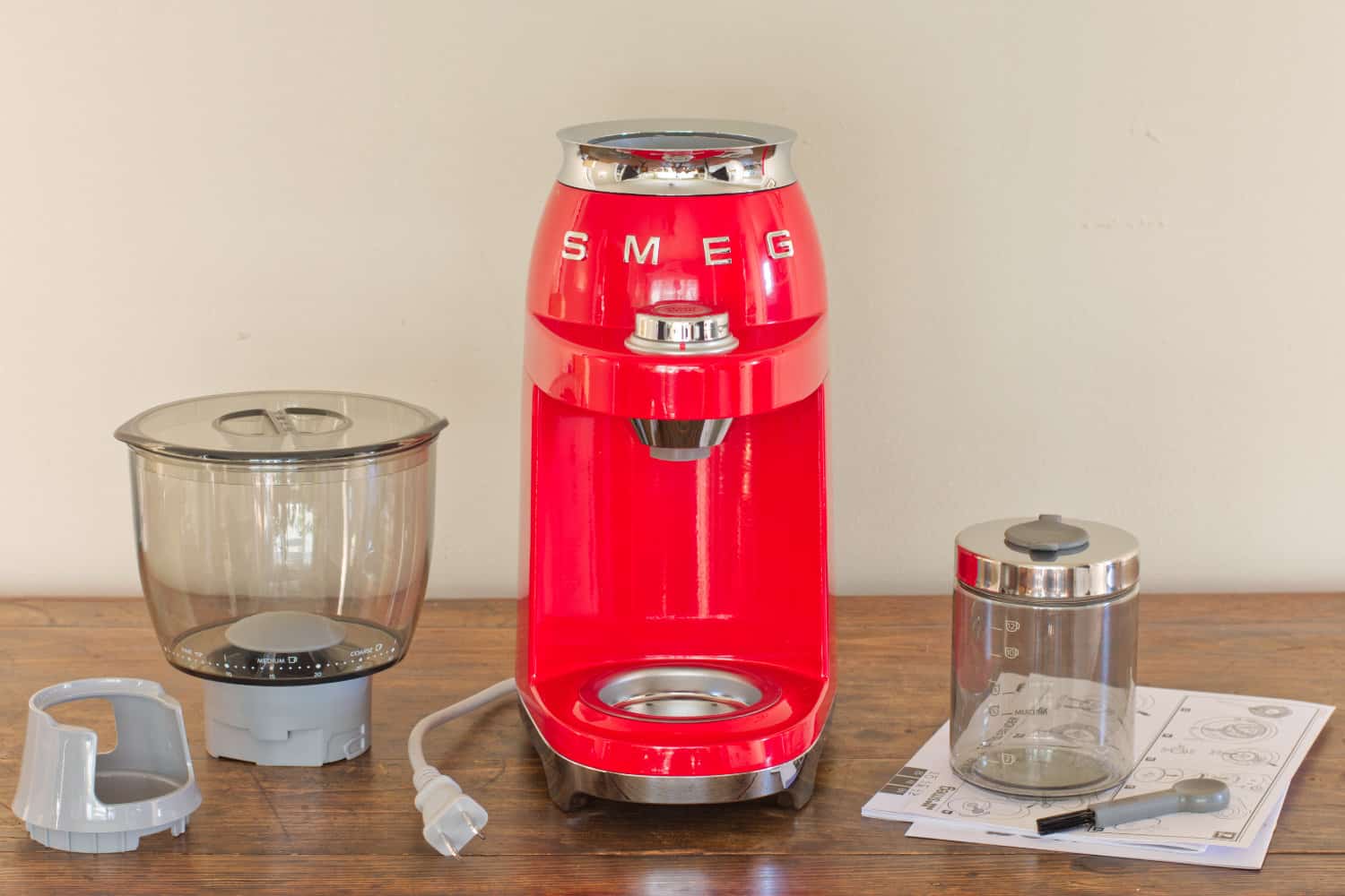 SMEG Red Electric Coffee Grinder