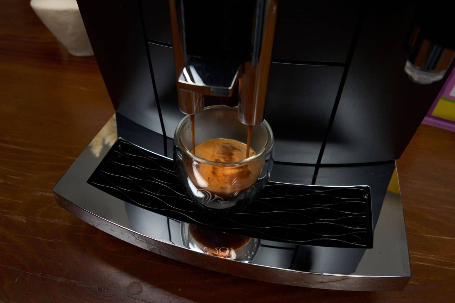 Jura E8 ED Espresso ziehen