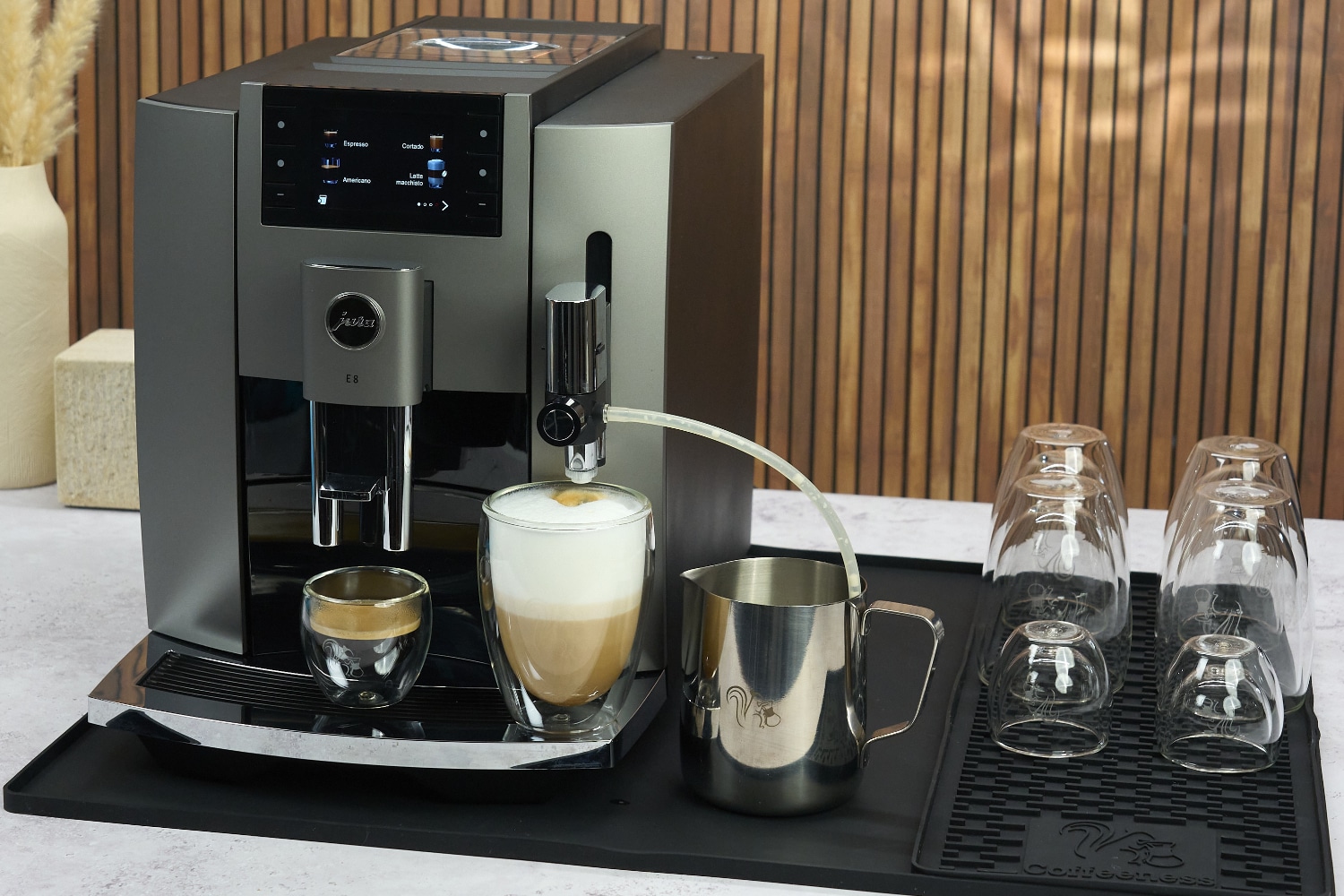 Unterlage für den Kaffeevollautomat – Coffeeness