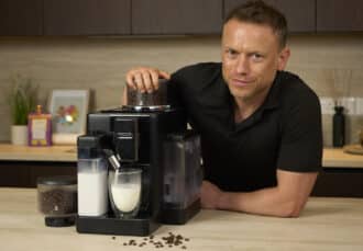 Arne mit DeLonghi Rivelia